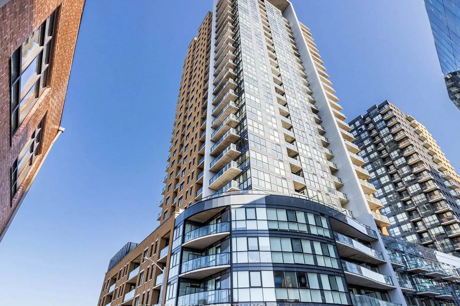 108 Garment Street 1011