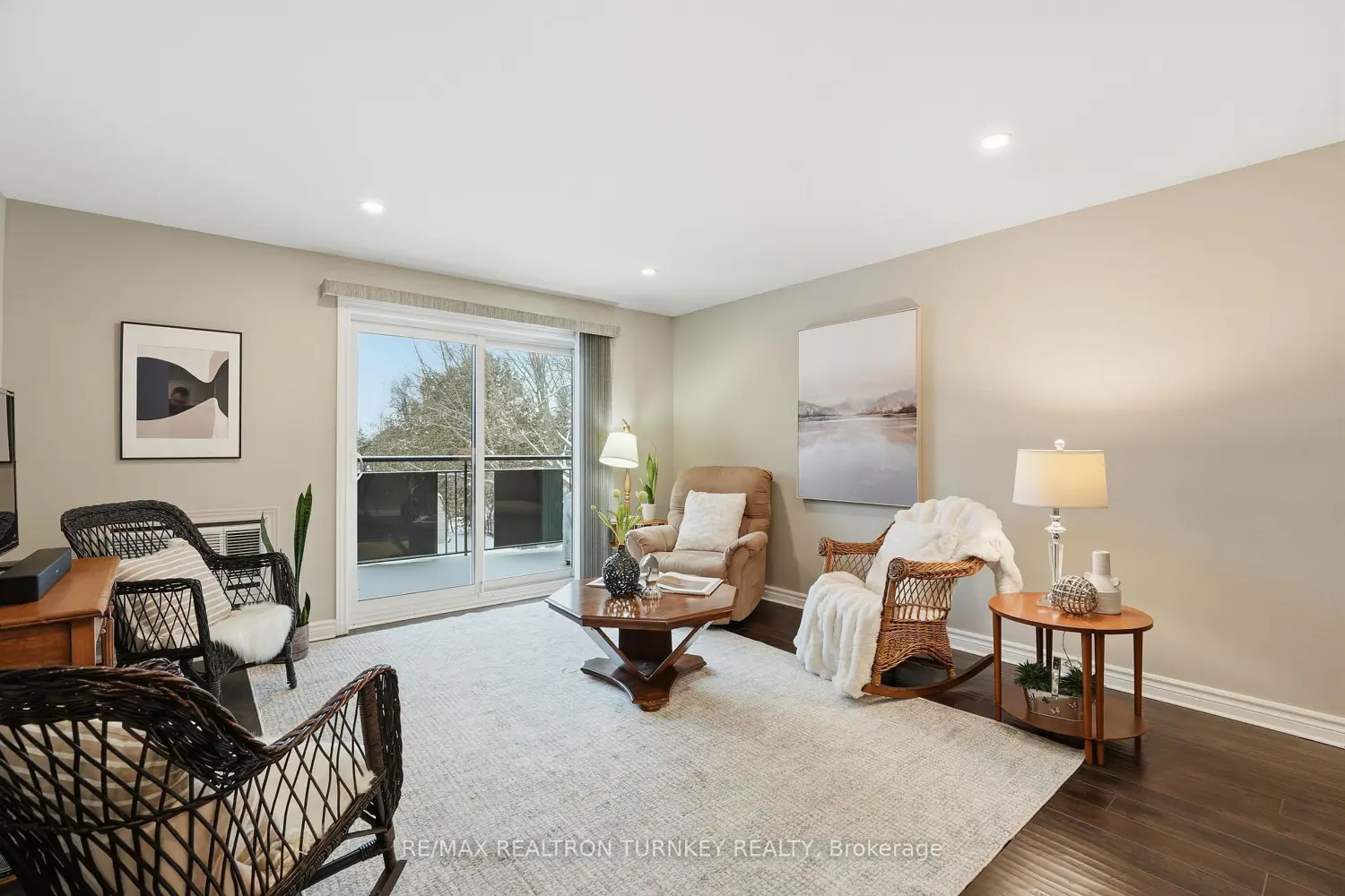 Additional image 5 of 74 The Queensway 202