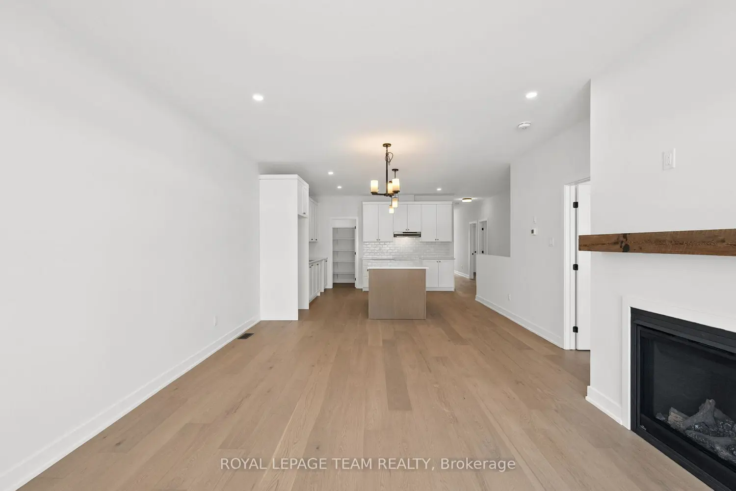 Additional image 7 of 1051 Moore Street