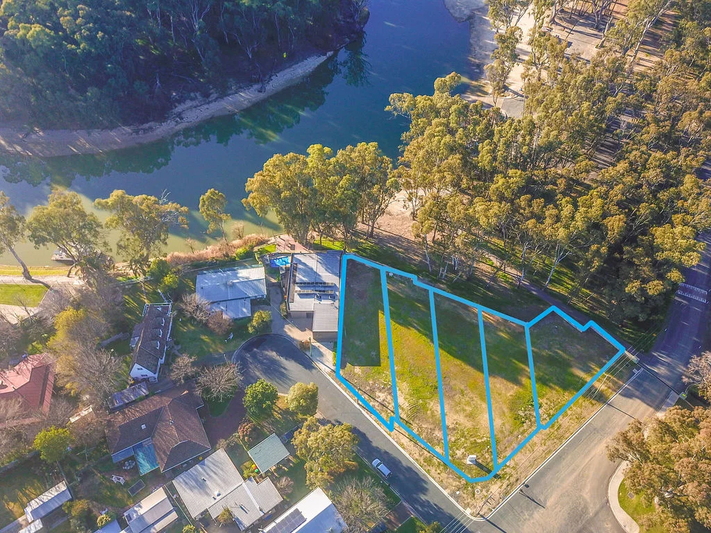 1 Wenbern Court, Deniliquin NSW 2710