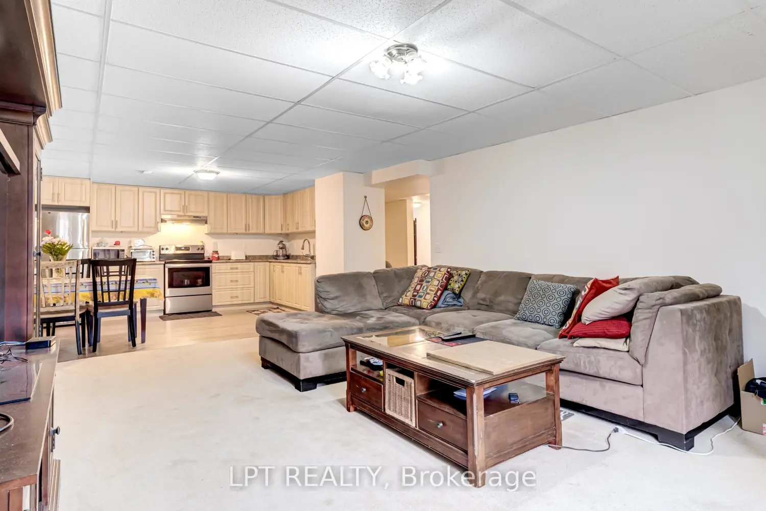 Additional image 15 of 19 Treeline Boulevard