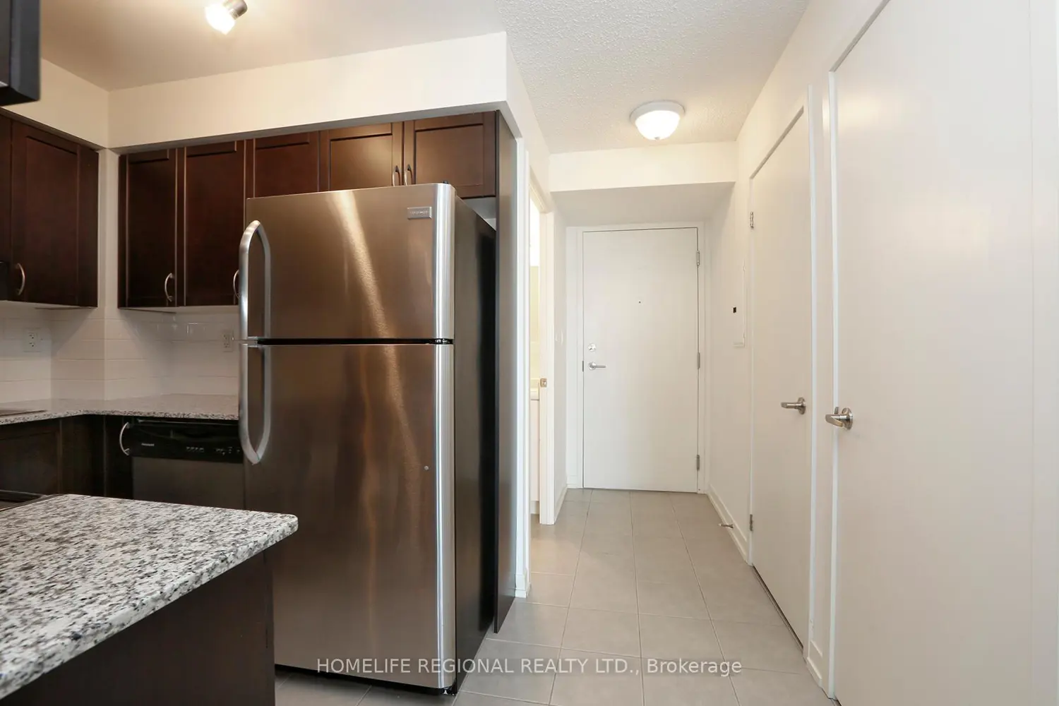 Additional image 5 of 816 Lansdowne Avenue 1015