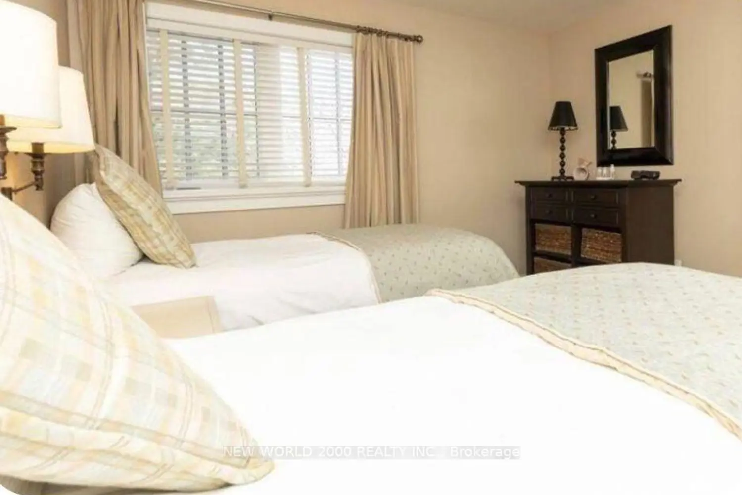 Additional image 9 of 302 Emerald Hills Court 12