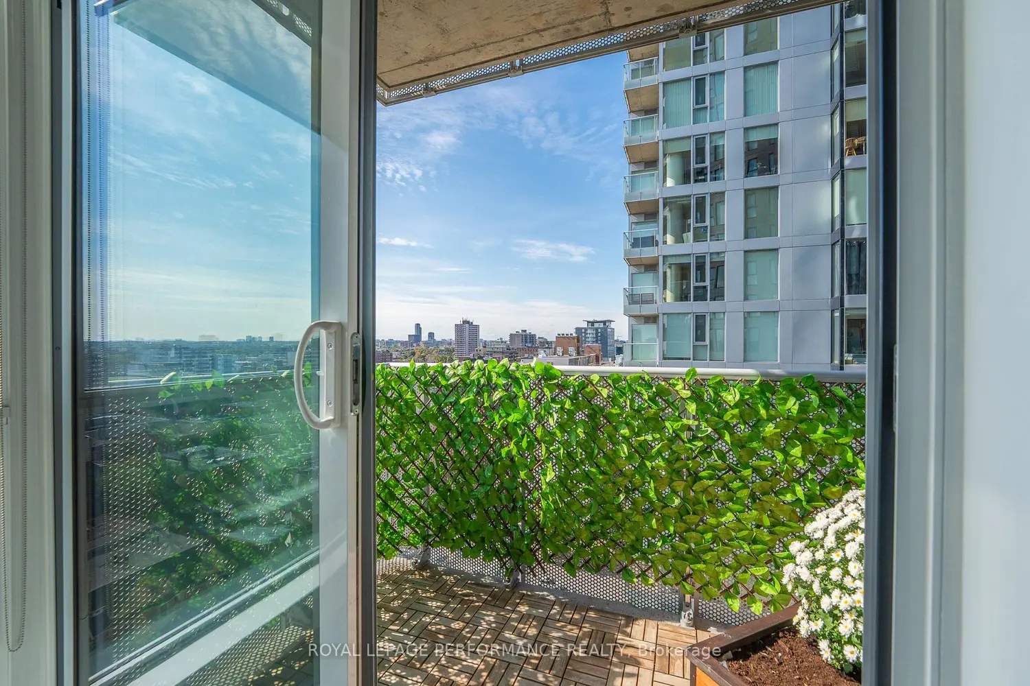 Additional image 15 of 40 Nepean Street 1305