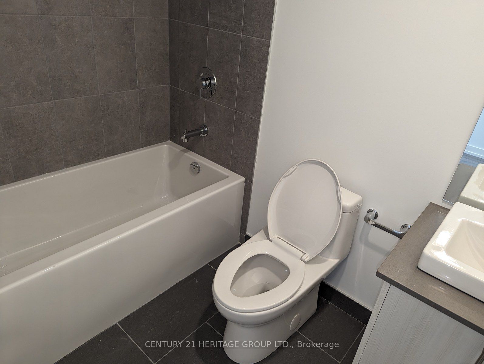 Additional image 6 of 711-1195 The Queensway N/a, Toronto, ON, M8Z 0H1