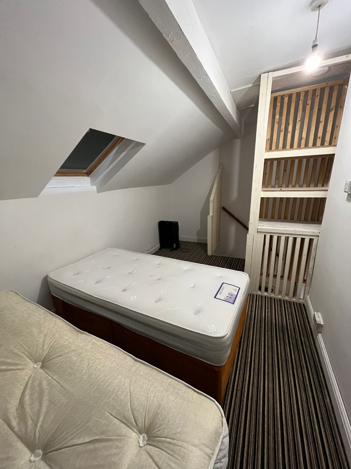 Additional image 9 of Room in a Shared House, St Hildas Mount, LS9, N1 7GU