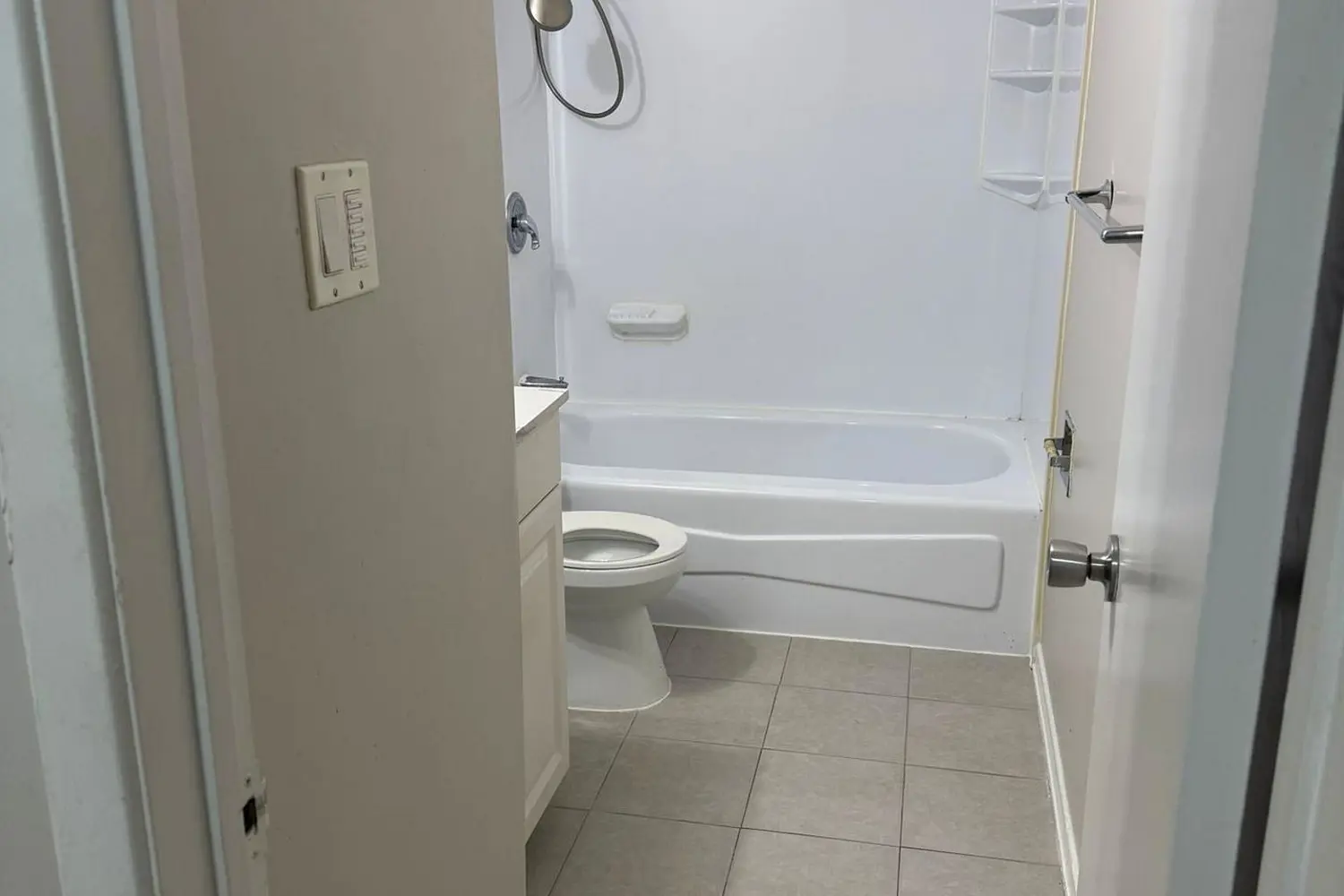 Additional image 16 of 4 Carleton Place