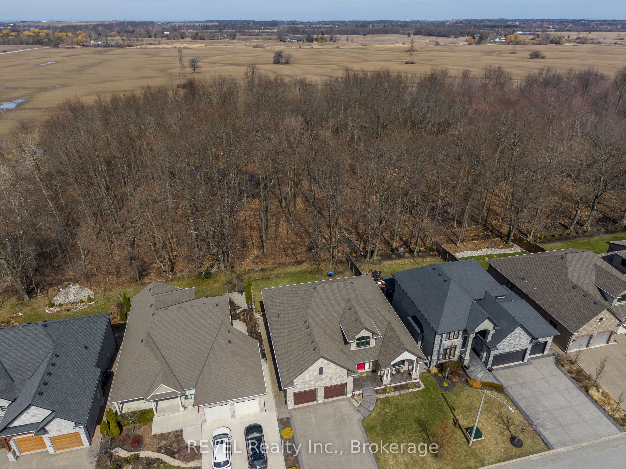 Additional image 3 of 9421 Madison Crescent, Niagara Falls, ON, L2H 0M3