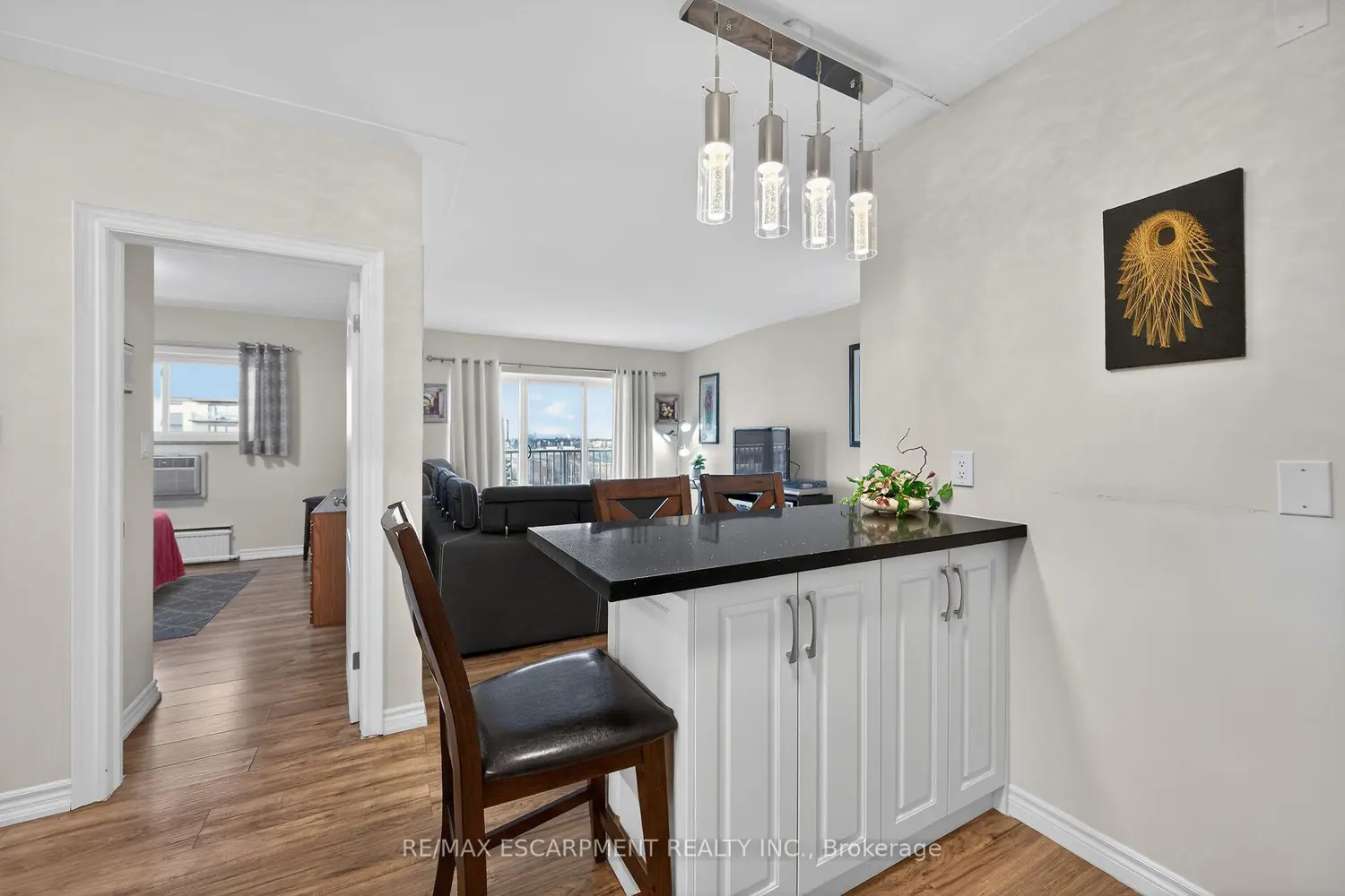 Additional image 10 of 8 Woodman Drive 601