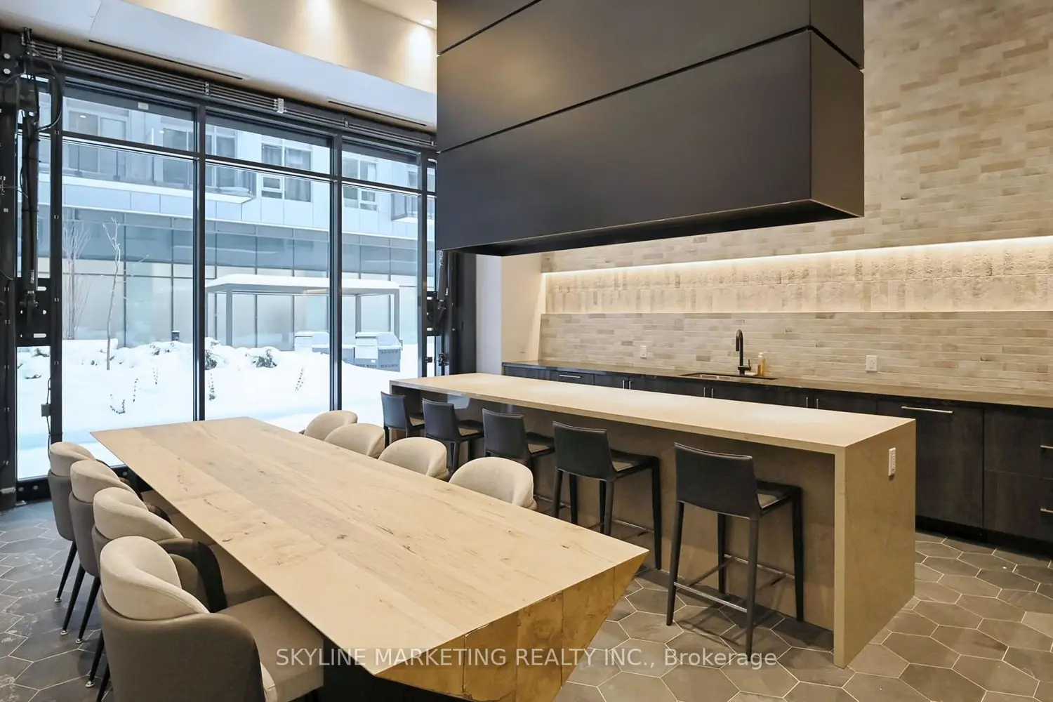 Additional image 12 of 2450 Old Bronte Road 244