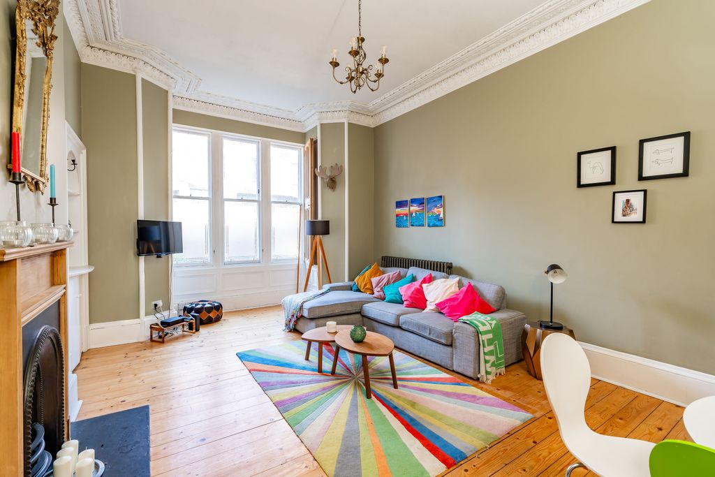 Additional image 2 of 3 bed flat for sale25/1 Marchmont Road, Marchmont, Edinburgh EH9