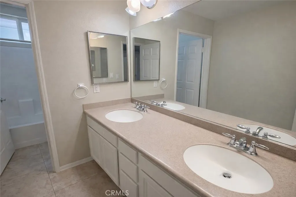 Additional image 17 of 43704 47th Street W, Lancaster, CA 93536