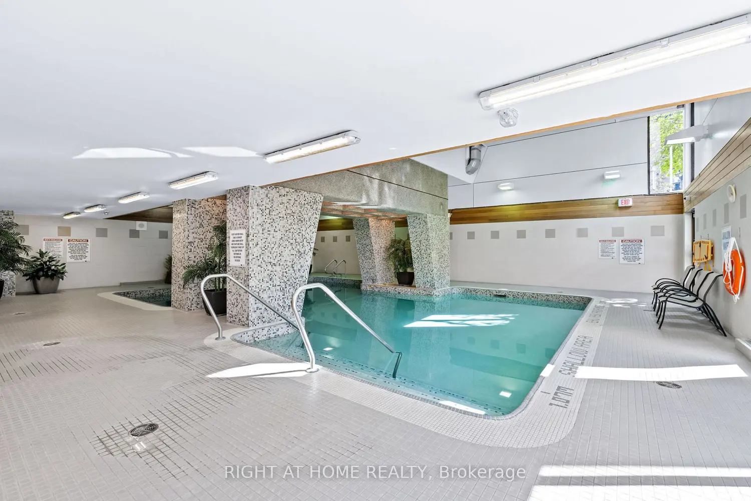 Additional image 14 of 1171 Ambleside Drive 906