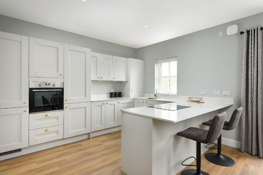 3 bed semi-detached house for saleChapelton AB39