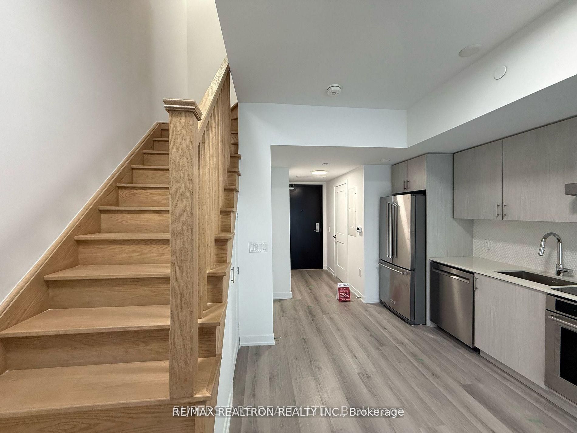 Additional image 4 of 308-485 Logan Avenue, Toronto, ON, M4M 2P5