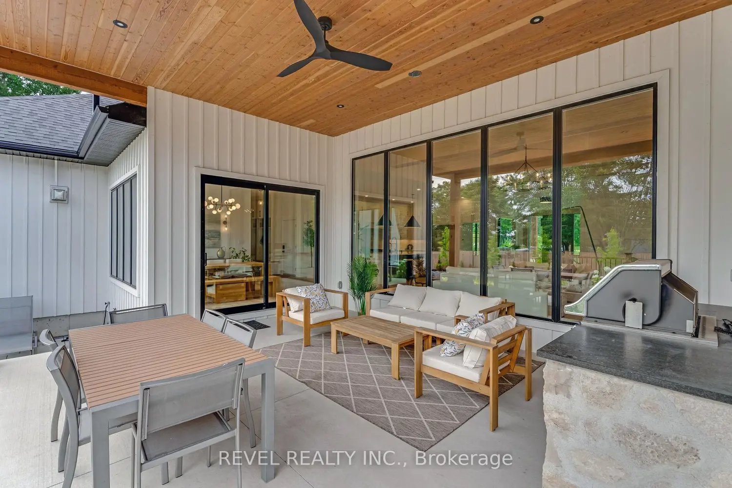 Additional image 17 of 4678 Lobsinger Line