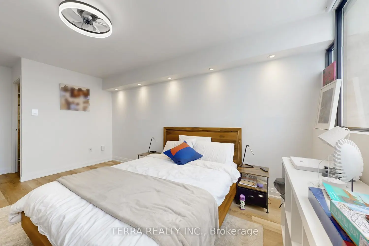 Additional image 12 of 80 Antibes Drive 2502