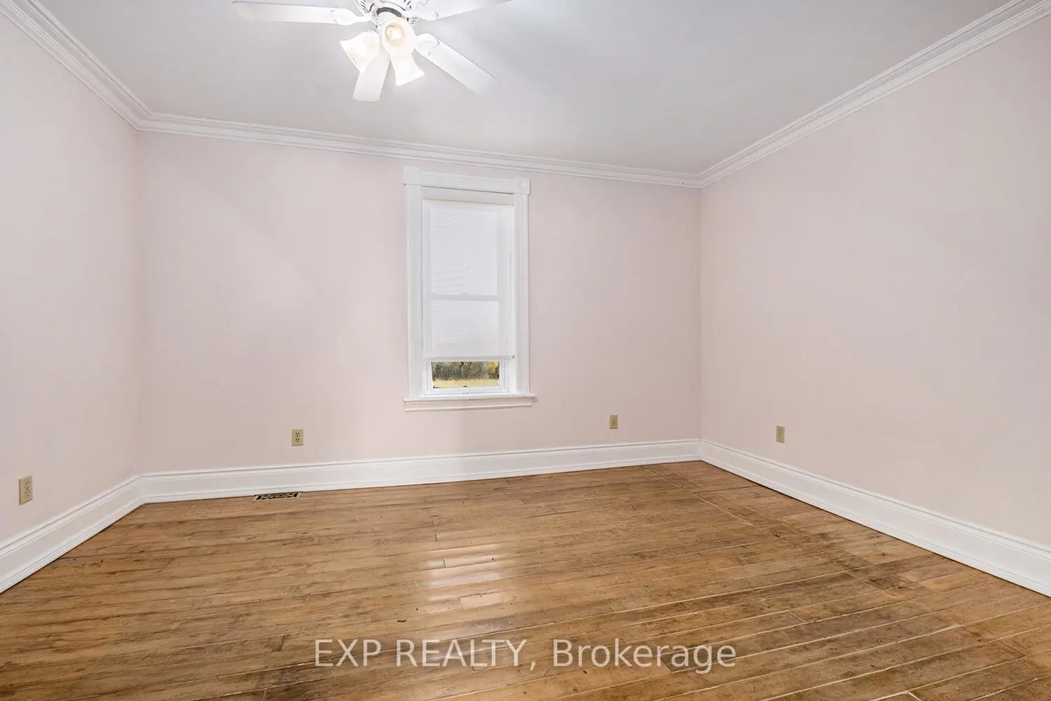 Additional image 12 of 18873 Kenyon Concession 5 Road