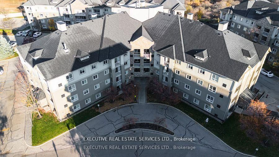 Additional image 3 of #203-4 Dayspring Circle, Brampton, ON, L6P 2Z5