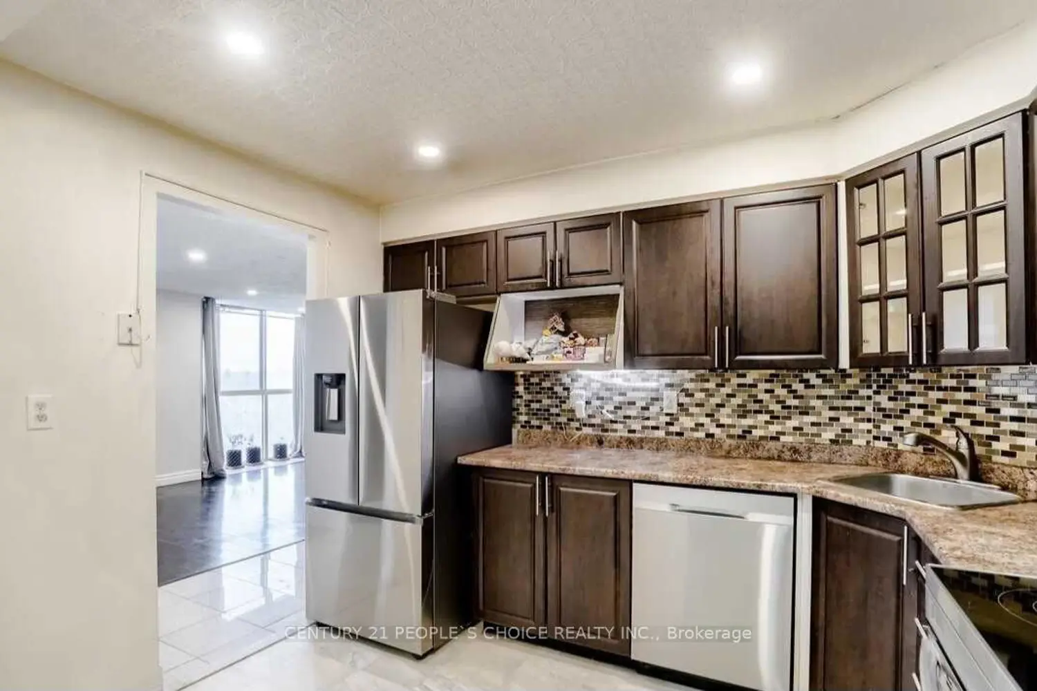 Additional image 2 of 41 Markbrook Lane 411