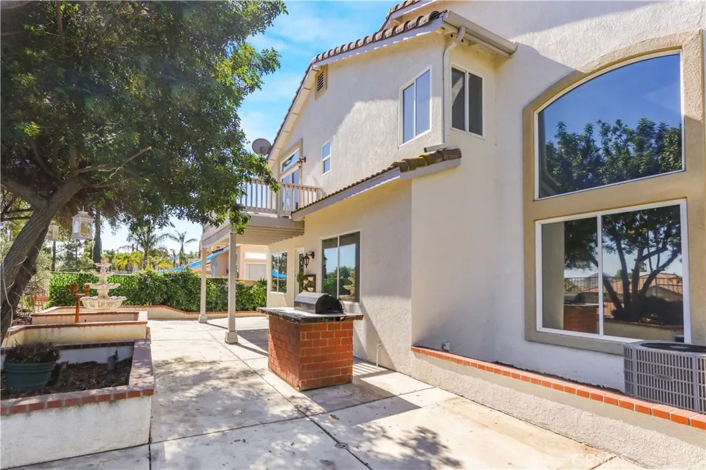 Additional image 32 of 71 Villa Valtelena, Lake Elsinore, CA 92532