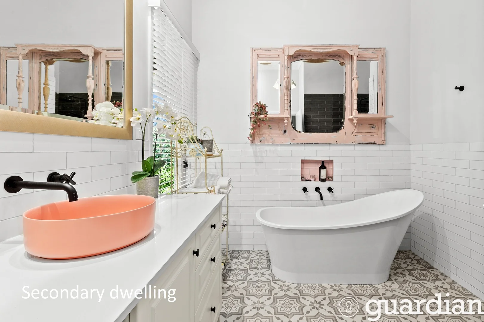 Additional image 31 of 4 Henstock Road, Arcadia NSW 2159