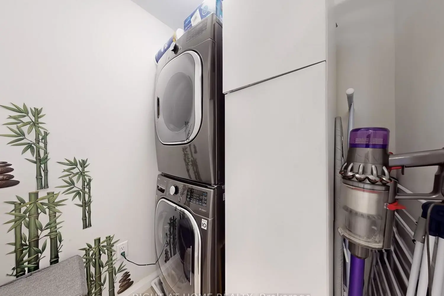 Additional image 12 of 35 Midhurst Heights 30