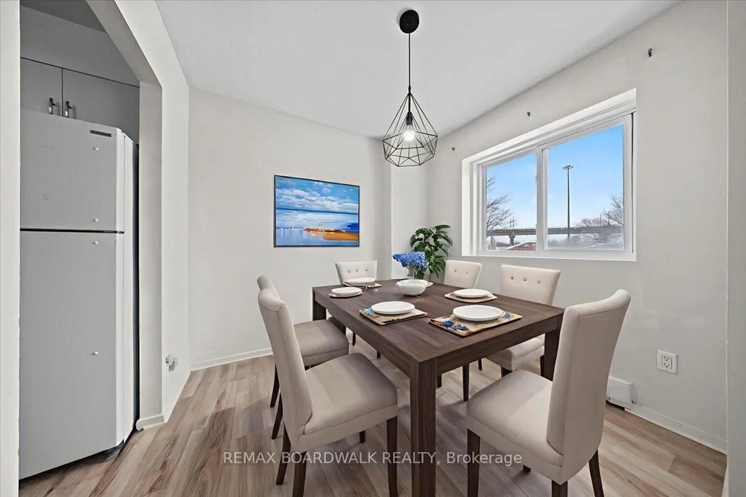 2044 Arrowsmith Drive 108A photo 3