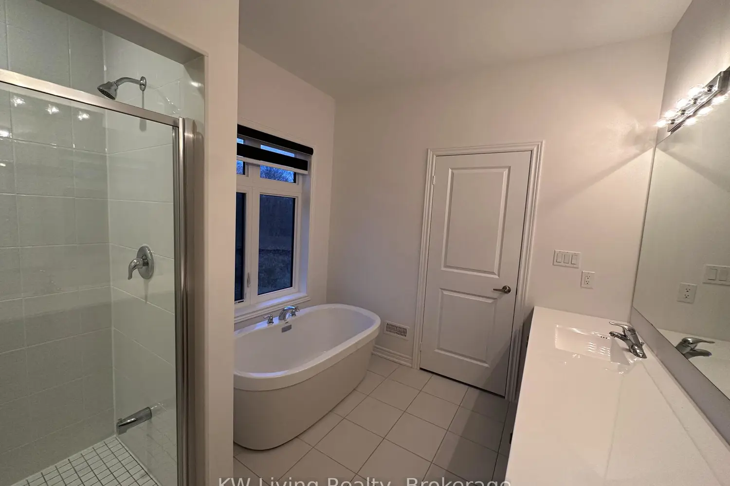 Additional image 19 of 1266 Talisman Manor