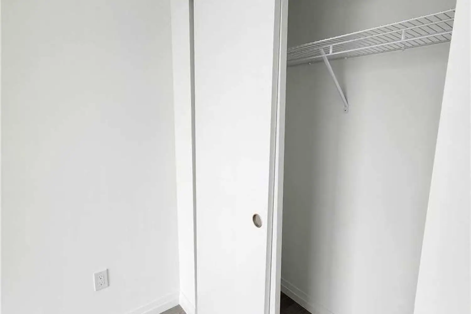 Additional image 12 of 108 Garment Street 708