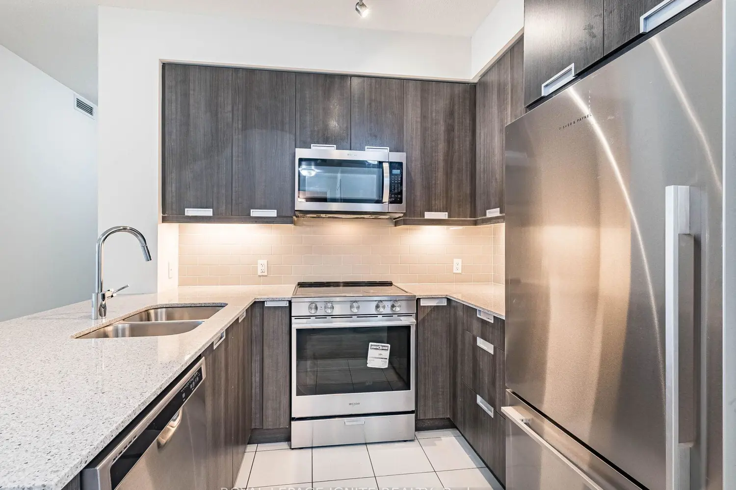 Additional image 2 of 35 Watergarden Drive 2516