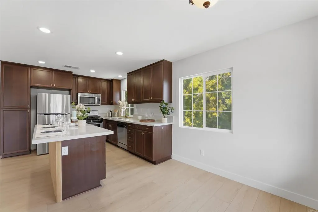 Additional image 38 of 1432 Water Lily Drive Unit 1, Chula Vista, CA 91913