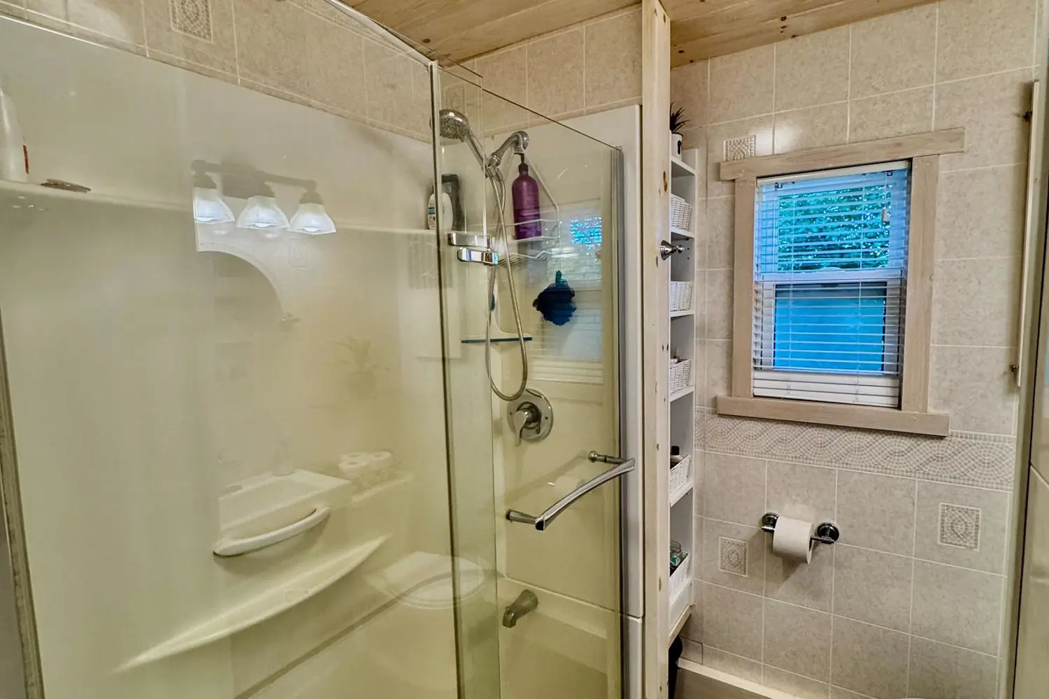 Additional image 8 of 1007 Racoon Road 107