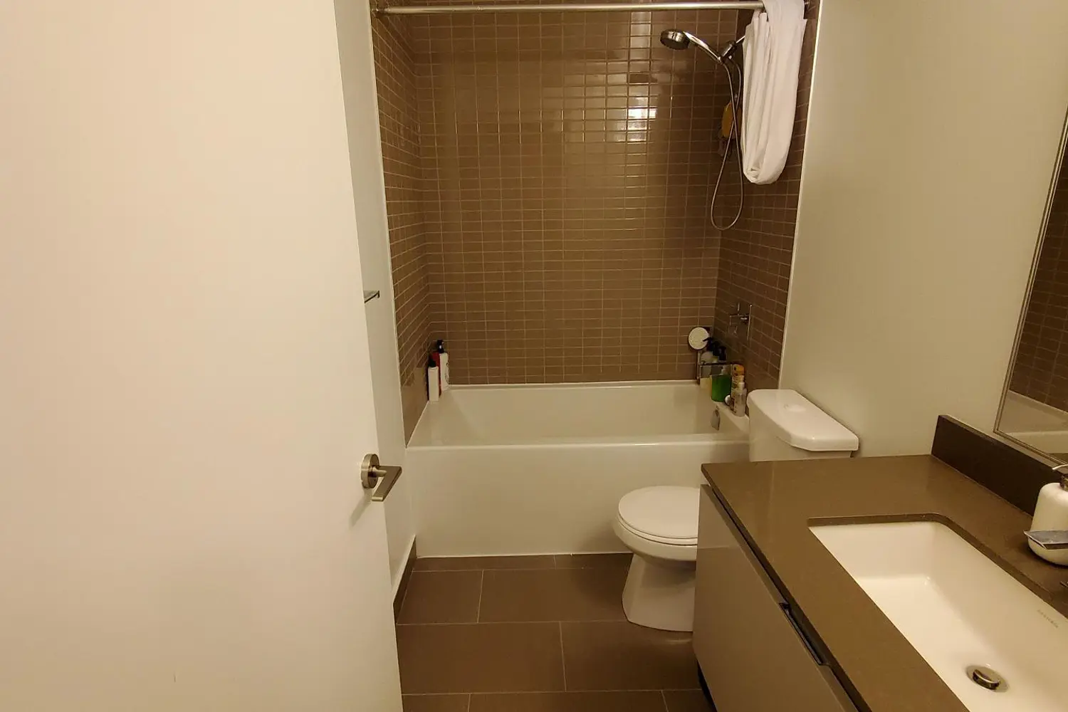 Additional image 13 of 200 Bloor Street 1501