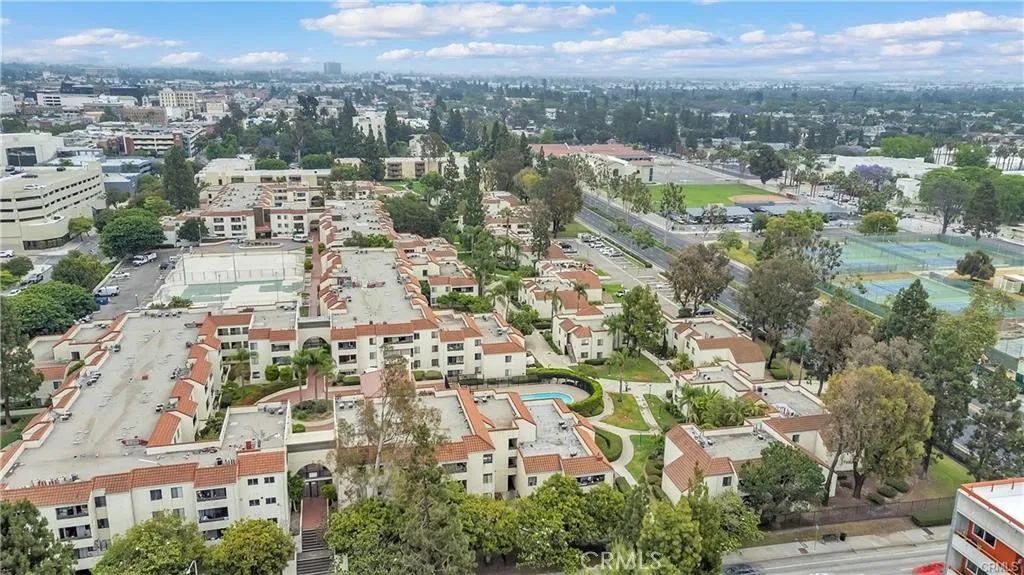 Additional image 13 of 700 W 3rd St, Santa Ana, CA 92701