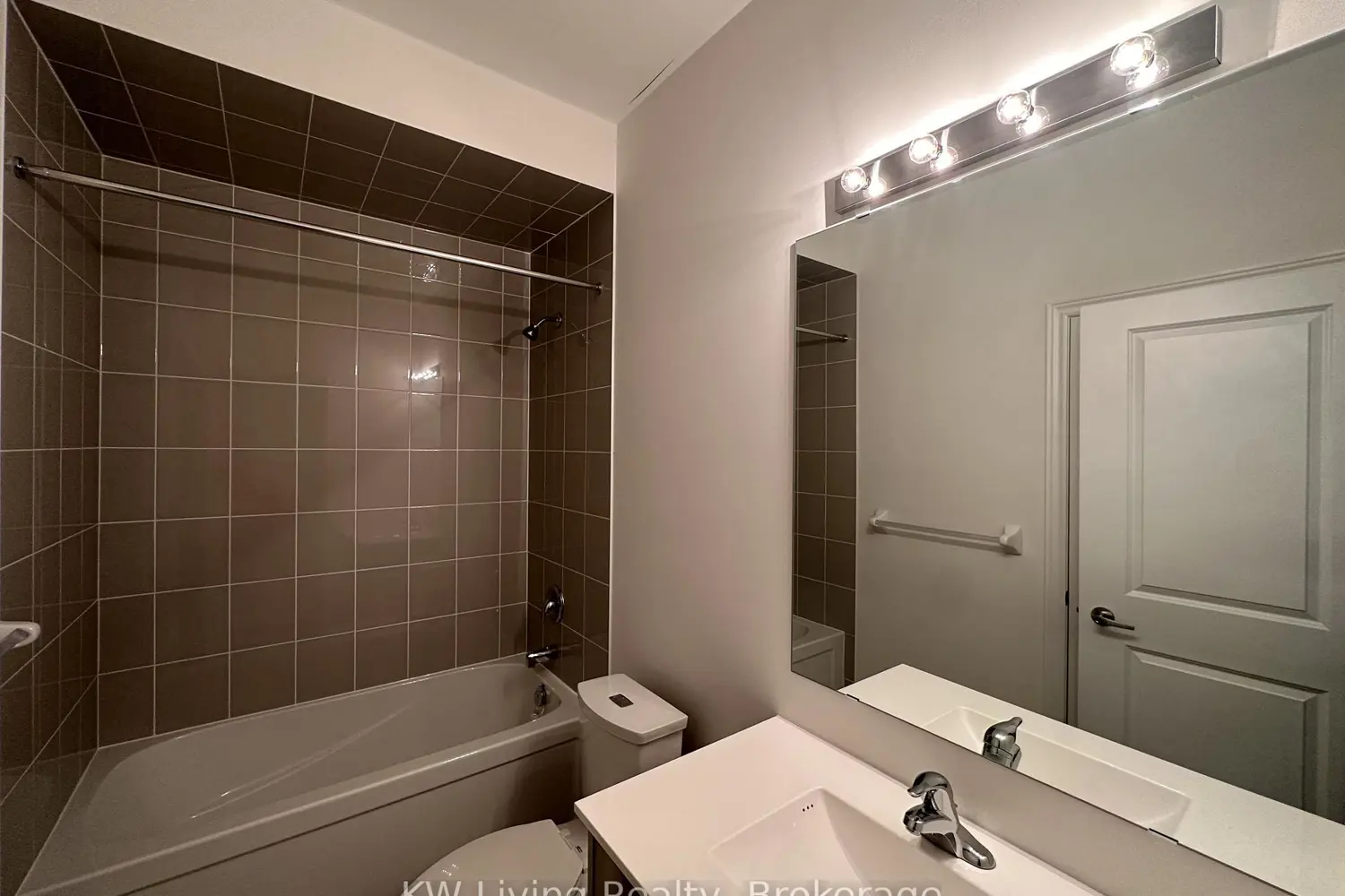 Additional image 16 of 1266 Talisman Manor