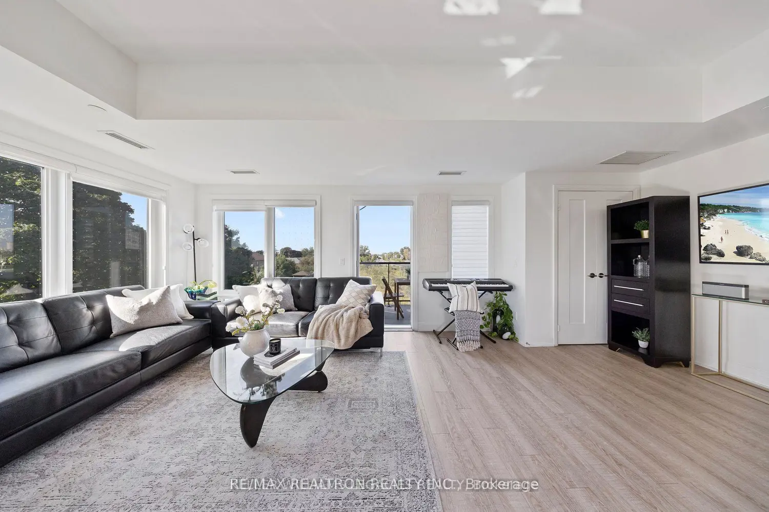 Additional image 16 of 155 Downsview Park Boulevard 206