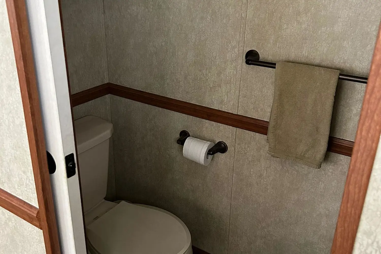 Additional image 6 of 2346 Pigeon Lake Road