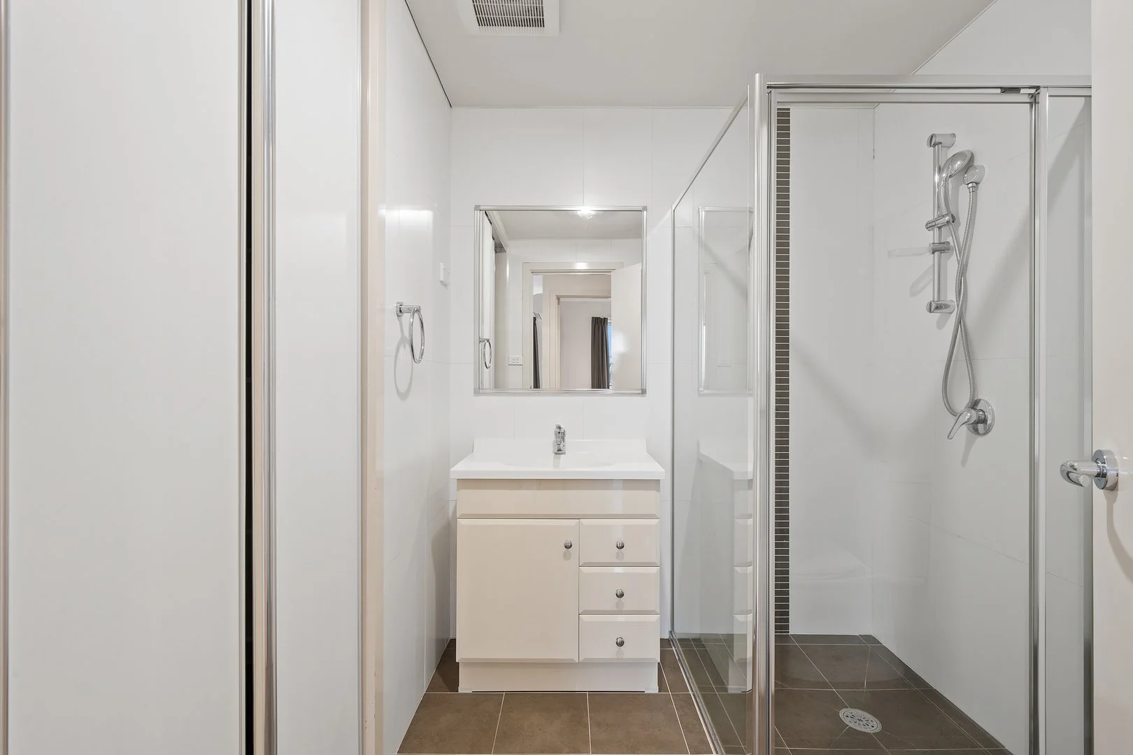 Additional image 8 of 3/13 Majura Avenue, Dickson ACT 2602