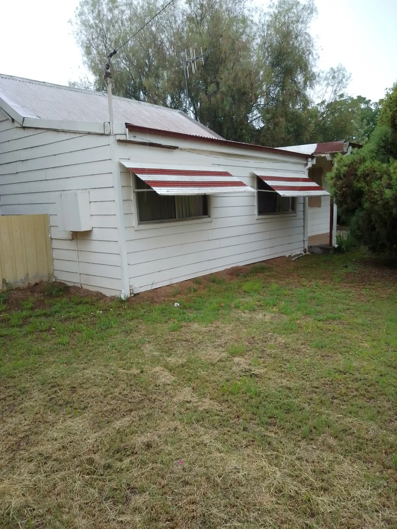 Additional image 2 of 27 Wingadee Street, Coonamble NSW 2829