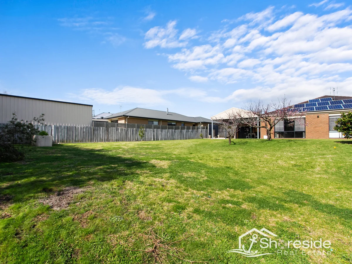 Additional image 33 of 14 Norman Court, Lakes Entrance VIC 3909