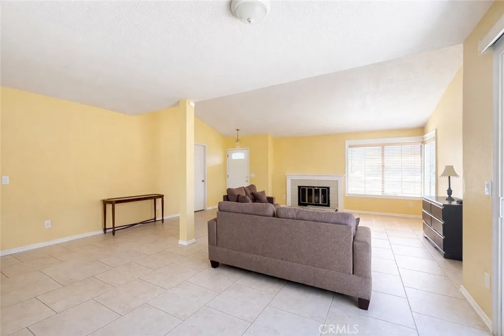 Additional image 5 of 36718 Petra Drive, Palmdale, CA 93550