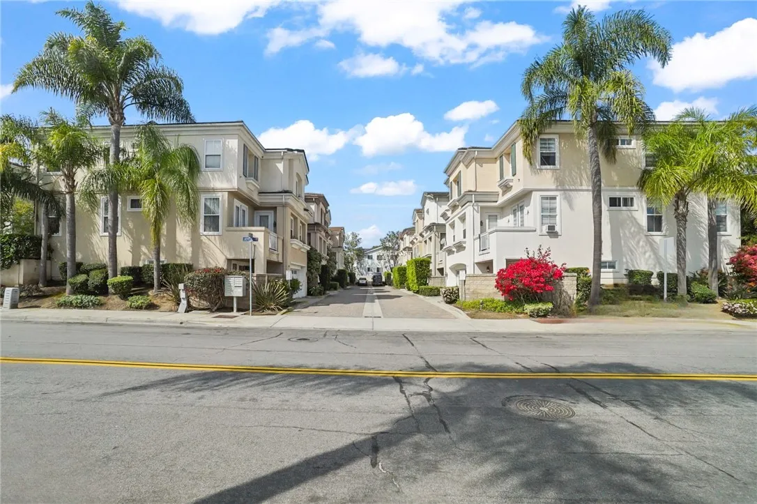 Additional image 76 of 7831 Daisy Circle, Huntington Beach, CA 92648