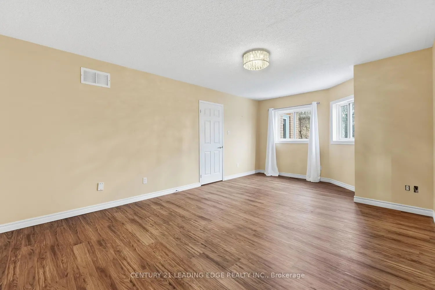 Additional image 13 of 60 Snedden Avenue