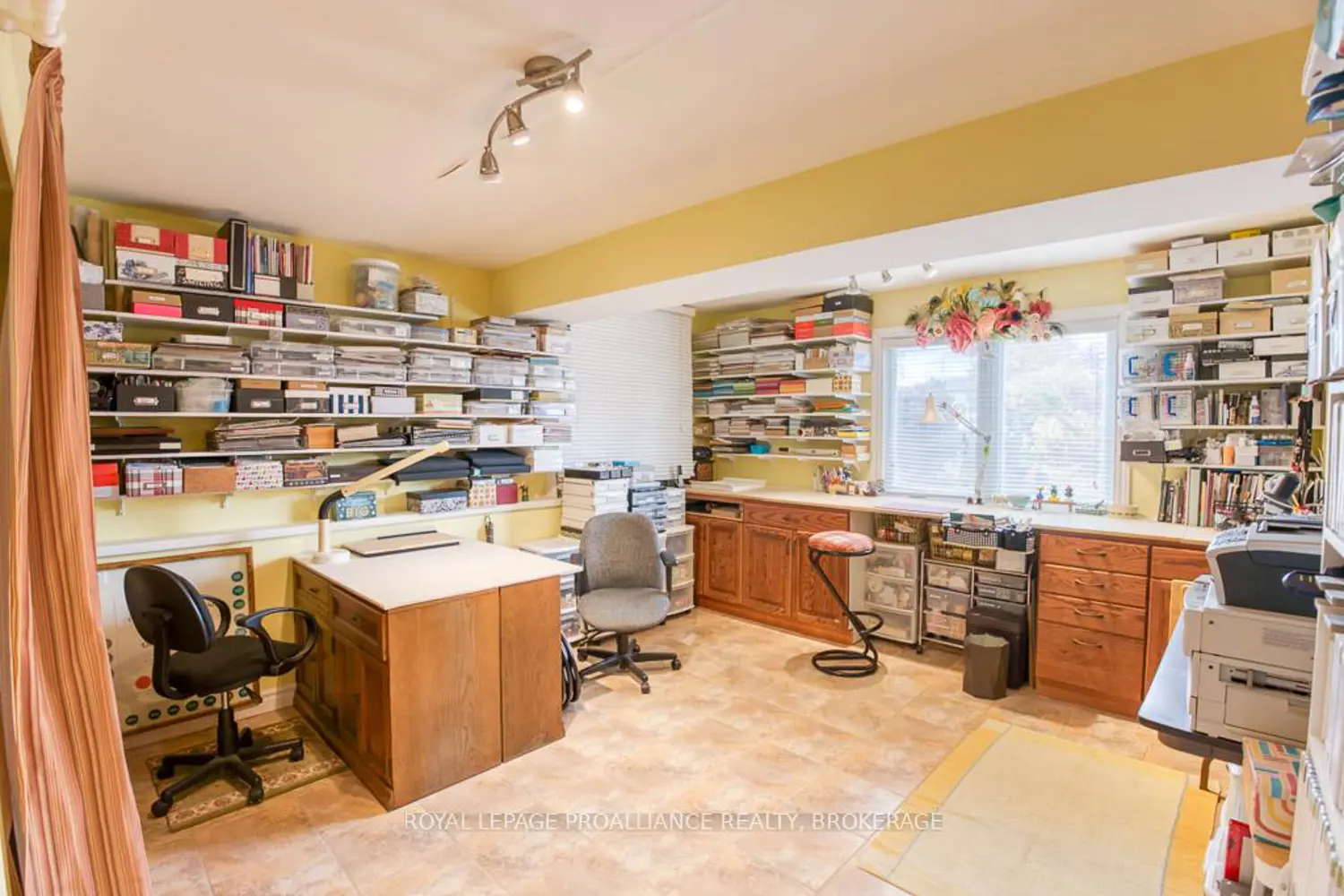 Additional image 16 of 2318 15 Highway