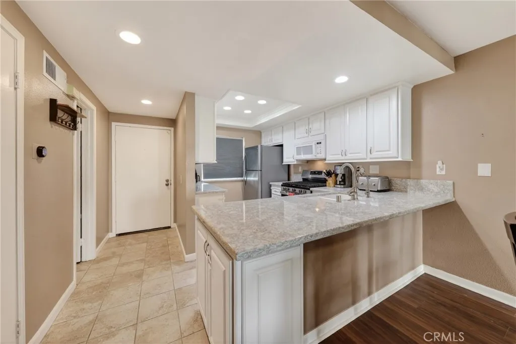 Additional image 10 of 304 Molokai Dr, Placentia, CA 92870