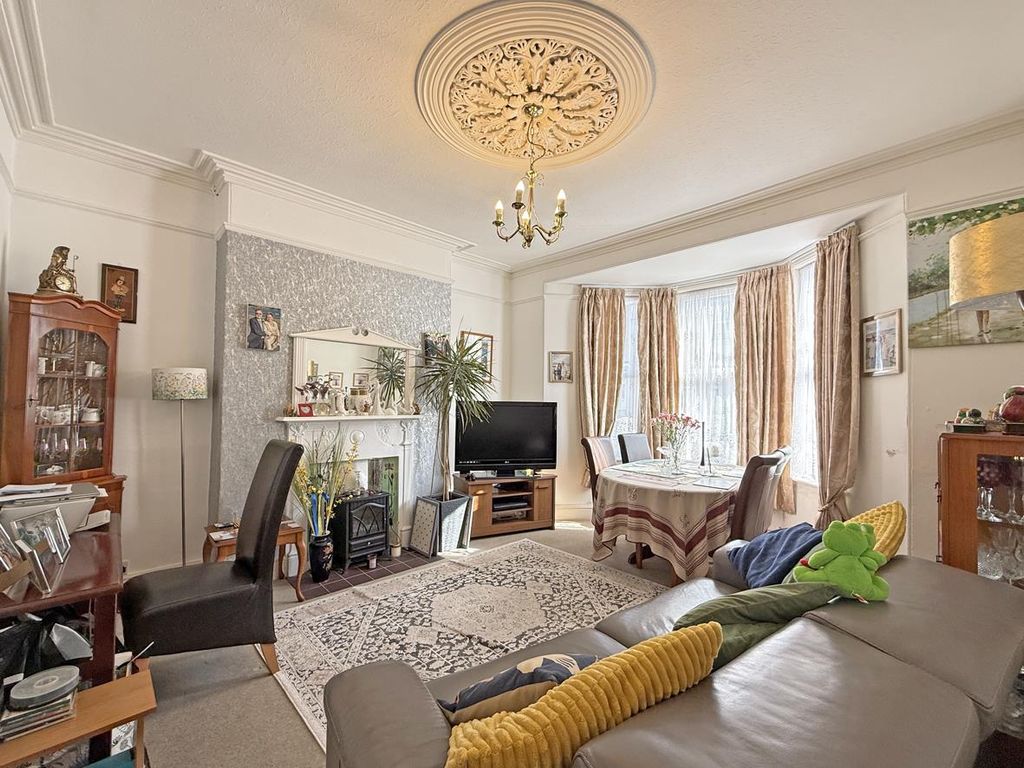 Additional image 2 of 2 bed flat for saleCromwell Road, St Judes PL4