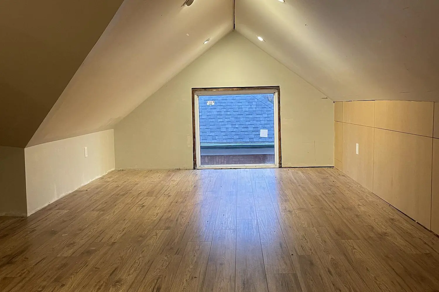 Additional image 12 of 28 Mcewen Avenue