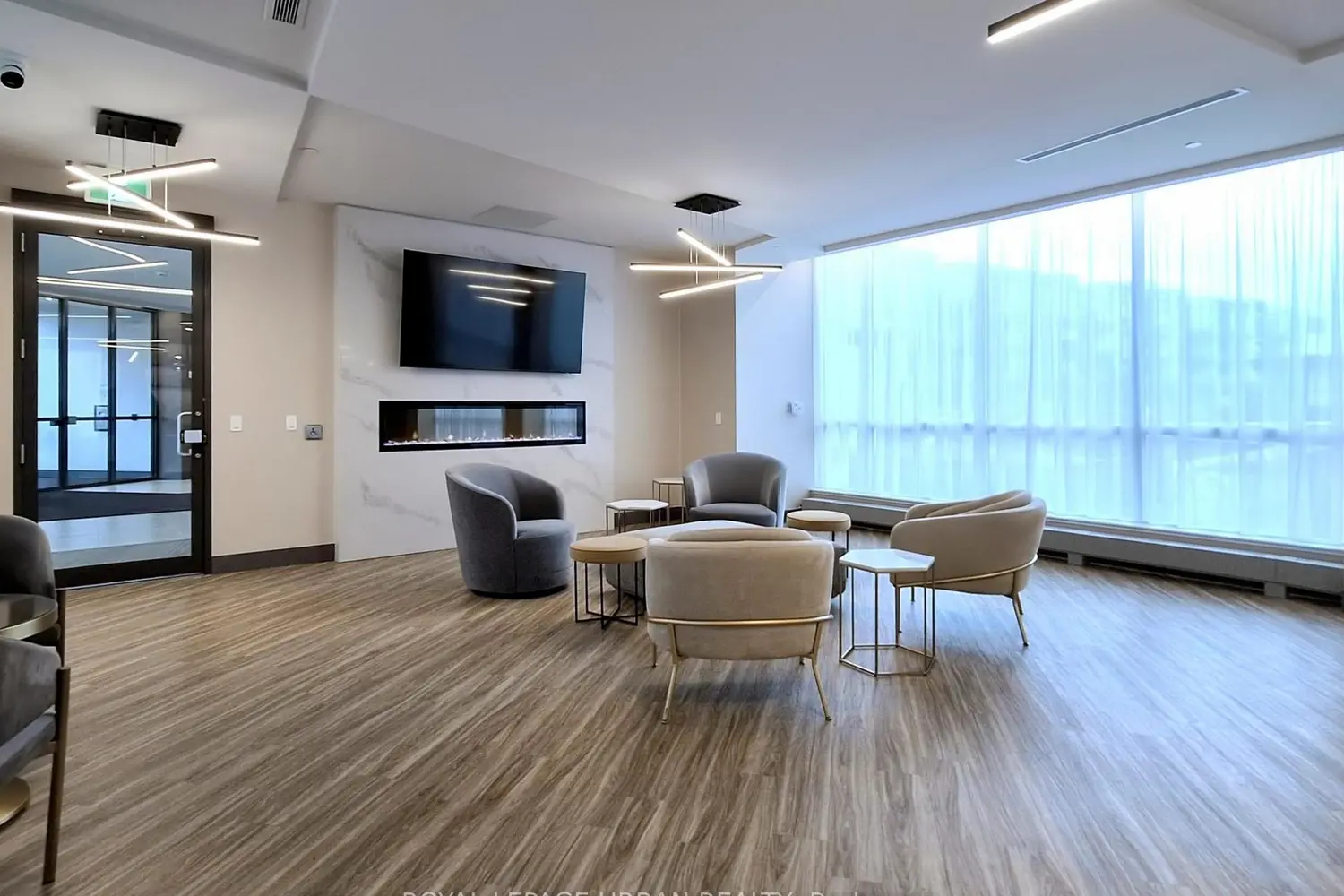 Additional image 10 of 415 Sea Ray Avenue 151