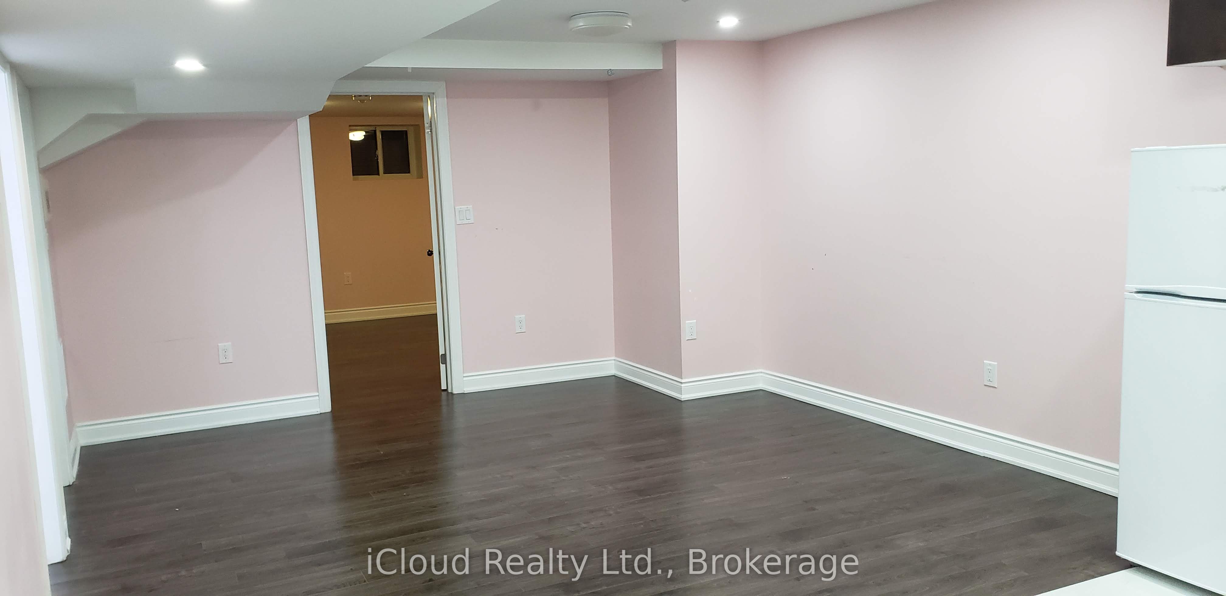 Additional image 3 of Bsmt-1428 Samuelson Circle, Mississauga, ON, L5N 7Z2